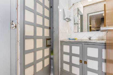 Área Nobre de 253 m² na Av. 5 de Outubro - O Maior Potencial de Conversão em habitação ou Sede Corporativa de na Av. 5 de Outubro em Setúbal