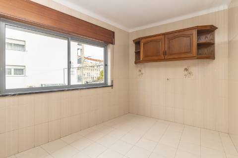 Apartamento T2 na Moita com 81,5 - Zona envolvente à Praça de Touros