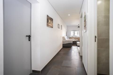 Moradia T2+2 com garagem e jardim, a dois passos do Parque do Serrado | Amora