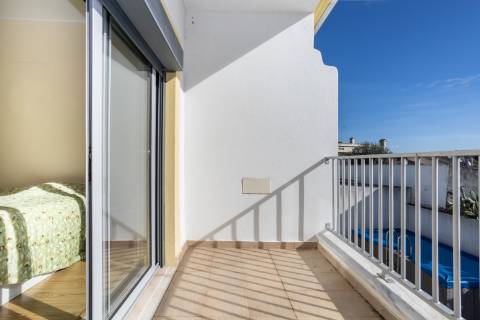 Moradia T2+2 com garagem e jardim, a dois passos do Parque do Serrado | Amora