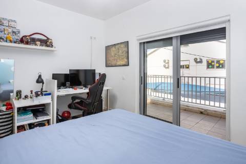 Moradia T2+2 com garagem e jardim, a dois passos do Parque do Serrado | Amora