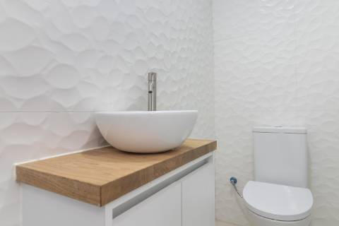 Moradia T3 Remodelada na Gâmbia com sótão e terraço junto ao Estuário do Sado | Setúbal