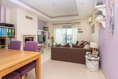 T2 Quinta da Amizade, Setúbal | Garagem box | Varandas