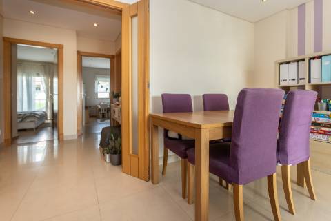 T2 Quinta da Amizade, Setúbal | Garagem box | Varandas