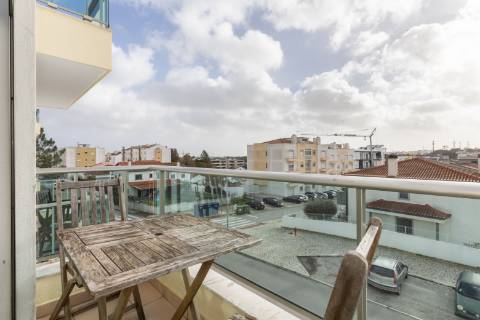 T2 Quinta da Amizade, Setúbal | Garagem box | Varandas