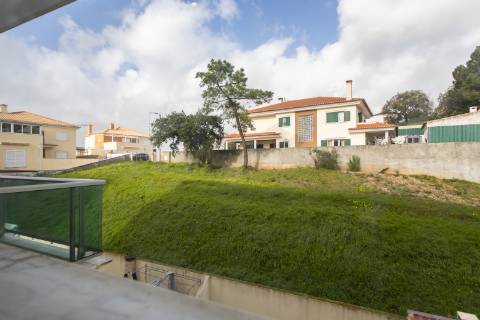 T2 Quinta da Amizade, Setúbal | Garagem box | Varandas