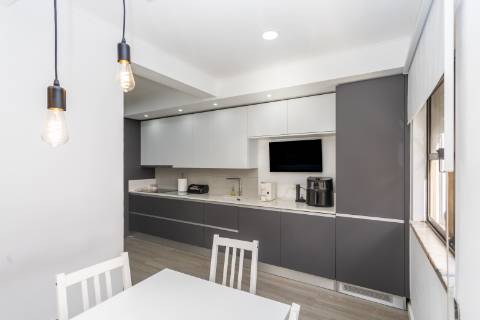 Apartamento T3 na Terroa Remodelado, equipado e pronto a entrar