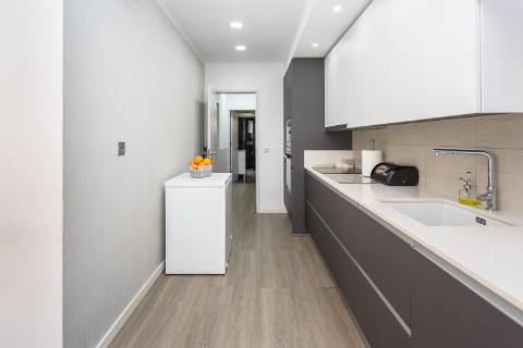 Apartamento T3 na Terroa Remodelado, equipado e pronto a entrar