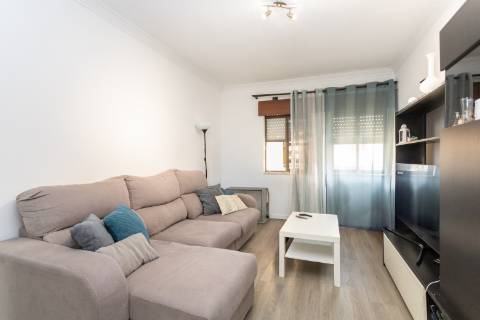 Apartamento T3 na Terroa Remodelado, equipado e pronto a entrar