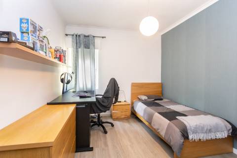 Apartamento T3 na Terroa Remodelado, equipado e pronto a entrar