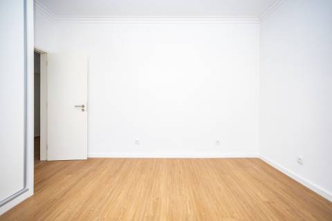 Moradia T3 renovada, em Santo Quintino - Sobral de Monte Agraço