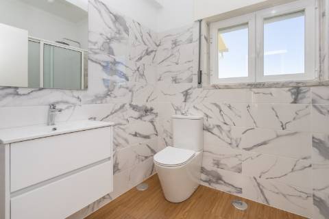 Moradia T3 renovada, em Santo Quintino - Sobral de Monte Agraço