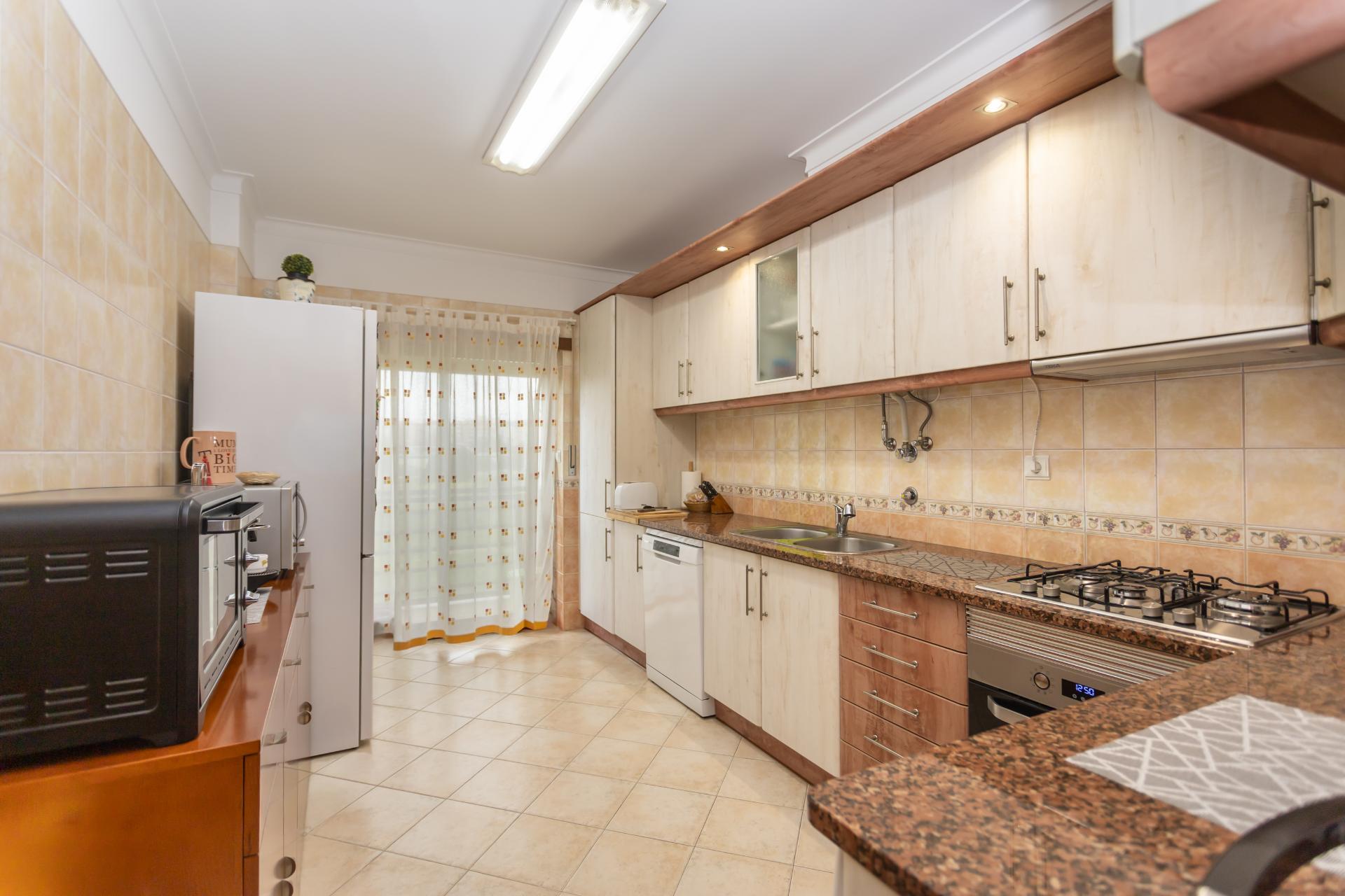 Apartamento T2 com Varandas no Vale do Cobro | Setúbal