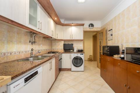 Apartamento T2 com Varandas no Vale do Cobro | Setúbal