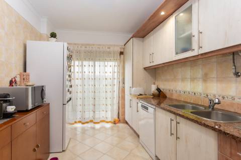 Apartamento T2 com Varandas no Vale do Cobro | Setúbal