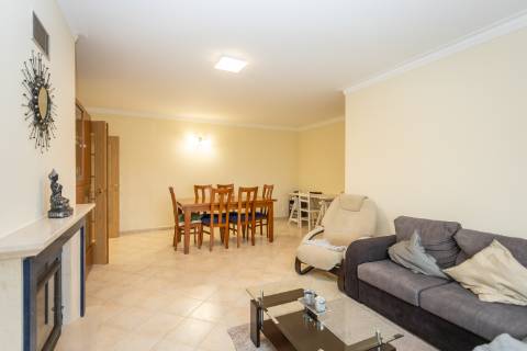 Apartamento T2 com Varandas no Vale do Cobro | Setúbal