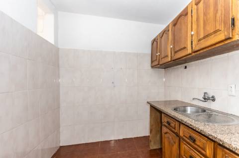 Apartamento T2 na Av. Bento Jesus Caraça | Setúbal