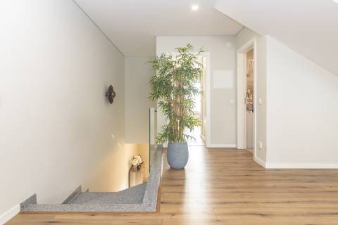 Moradia T4 com piscina e garagem nas Manteigadas | Setúbal