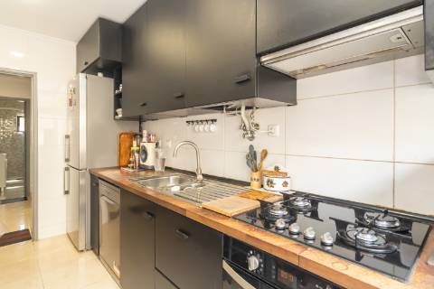 Apartamento T3 pronto a habitar | Vale do Cobro, Setúbal