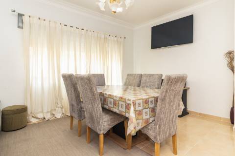 Apartamento T3 pronto a habitar | Vale do Cobro, Setúbal