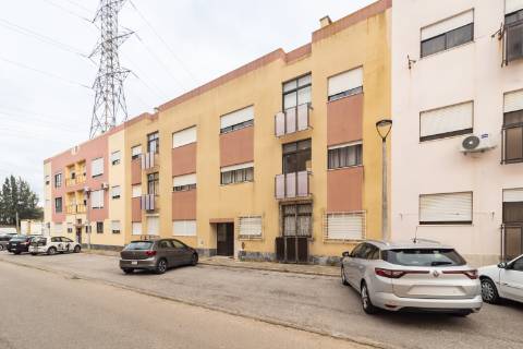 Apartamento T3 pronto a habitar | Vale do Cobro, Setúbal