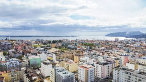 T2 de 98,49m² no Lote 96 - Espaço, Luz e Elegância | Bairro Afonso Costa, Setúbal