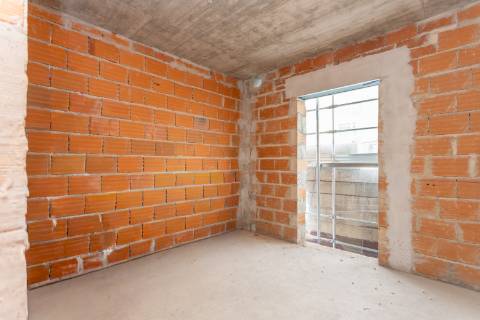 Apartamento T2 de 98,49m² no Lote 96 - Espaço, Luz e Elegância | Bairro Afonso Costa, Setúbal