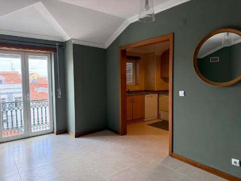 Apartamento T2 na Baixa / Centro de Setúbal - Av dos Combatentes da Grande Guerra