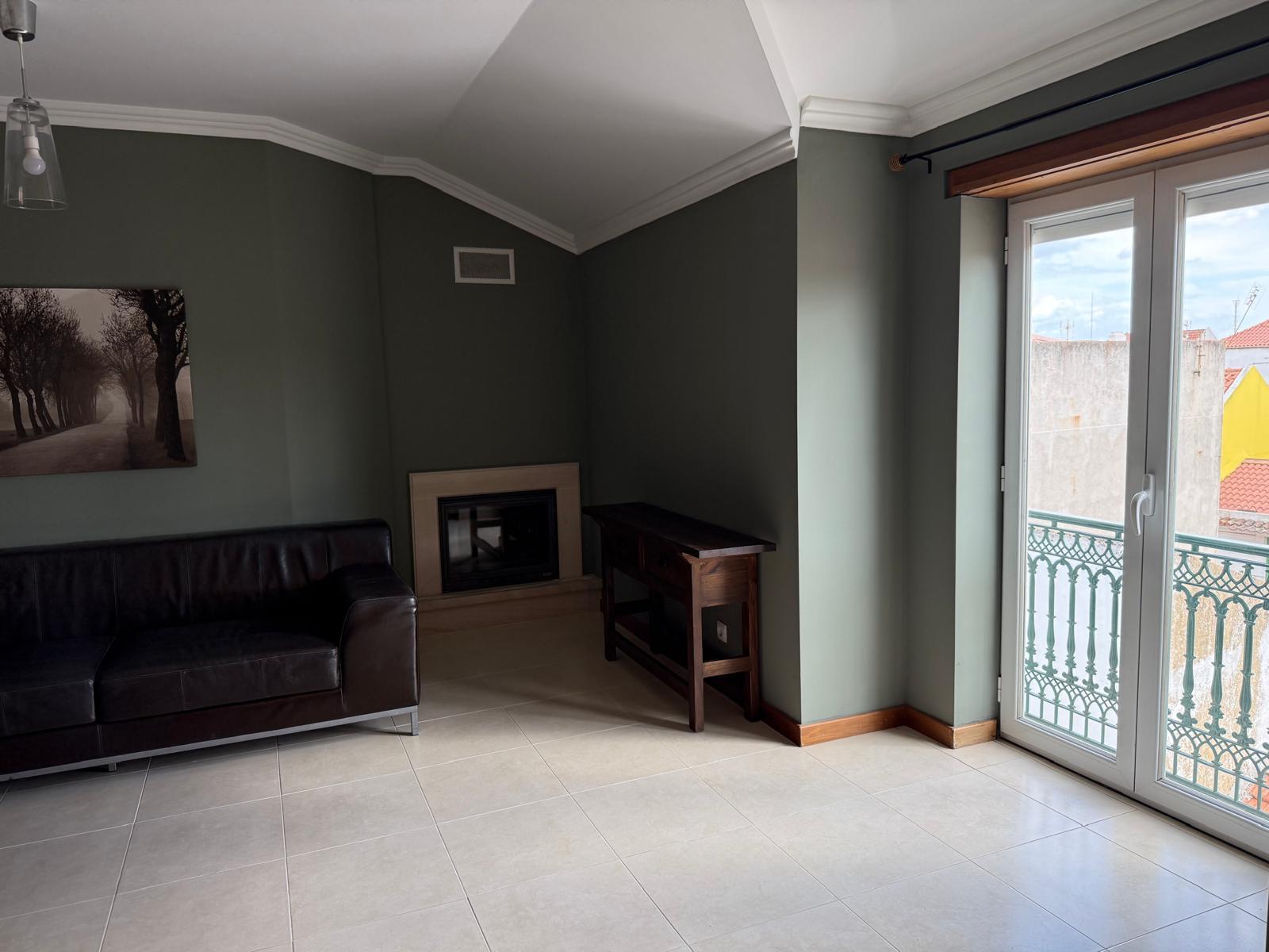 Apartamento T2 na Baixa / Centro de Setúbal - Av dos Combatentes da Grande Guerra