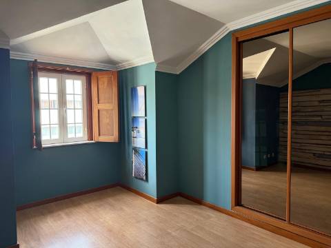 Apartamento T2 na Baixa / Centro de Setúbal - Av dos Combatentes da Grande Guerra
