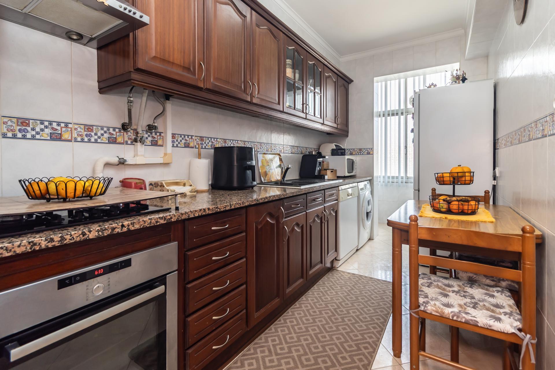 Apartamento T2 Pronto a Entrar | Camarinha, Setúbal