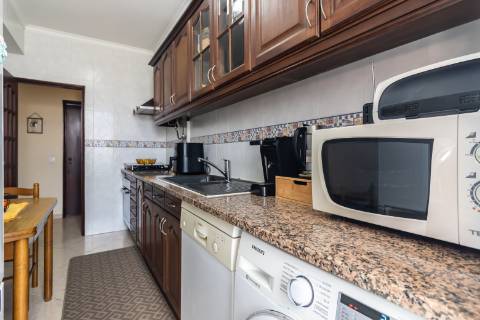 Apartamento T2 Pronto a Entrar | Camarinha, Setúbal