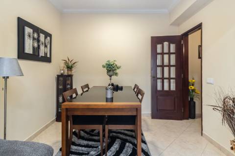Apartamento T2 Pronto a Entrar | Camarinha, Setúbal