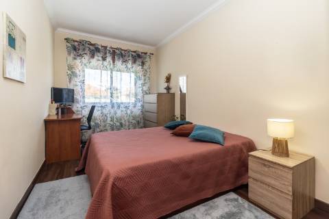 Apartamento T2 Pronto a Entrar | Camarinha, Setúbal