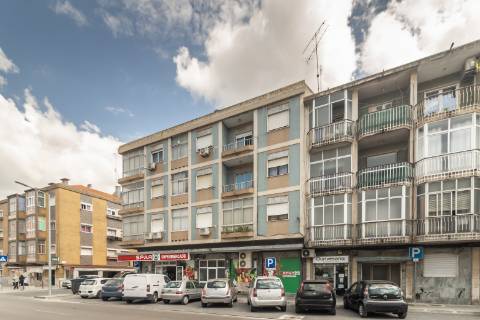 Apartamento T2 Pronto a Entrar | Camarinha, Setúbal