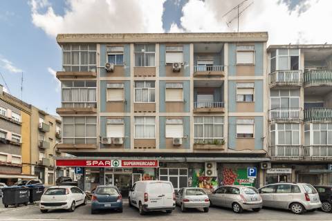 Apartamento T2 Pronto a Entrar | Camarinha, Setúbal