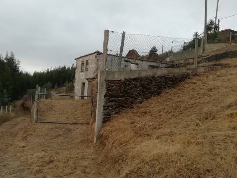 Terreno em Castelo de Paiva