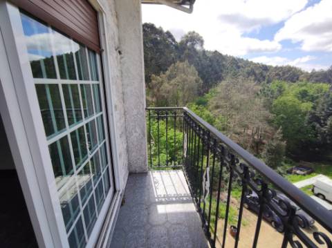 Apartamento T3 em Carregosa