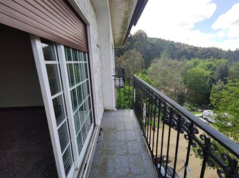 Apartamento T3 em Carregosa