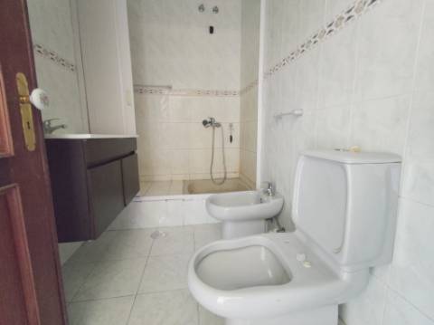 Apartamento T3 em Carregosa