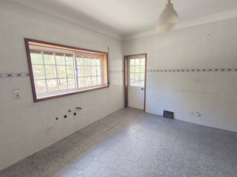Apartamento T3 em Carregosa