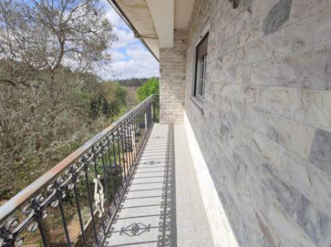 Apartamento T3 em Carregosa