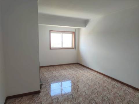 Apartamento T3 em Oliveira de Azeméis