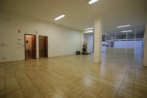 Loja em São João da Madeira