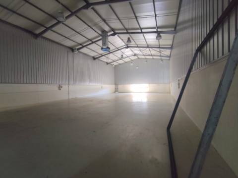 Armazém Industrial em São João da Madeira