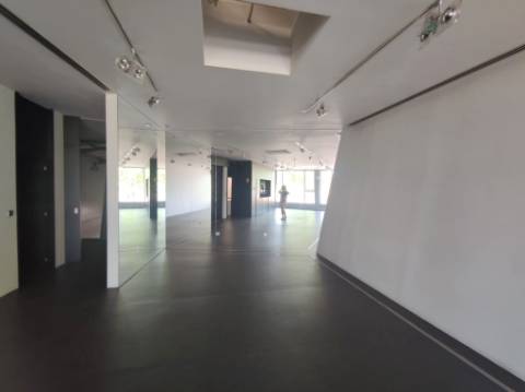 Armazém Industrial em São João da Madeira