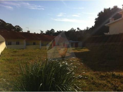 Terreno urbano em Cucujães