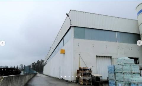 Armazém em Oiã, Oliveira do Bairro - Oportunidade de Investimento - Arrendado