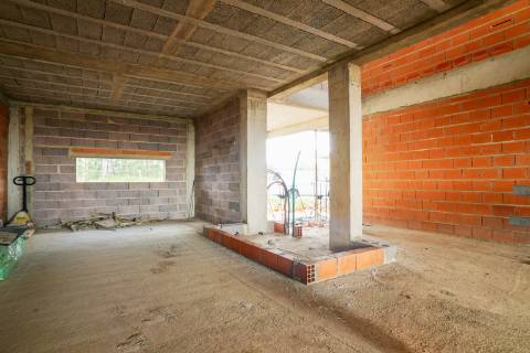 Moradia Geminada T4 em Oliveira de Azeméis - NOVA