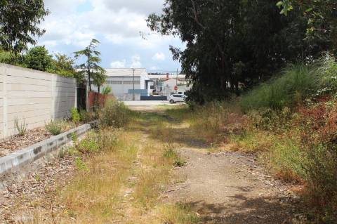 Terreno para construção com 4.080 m2 em Rio Meão